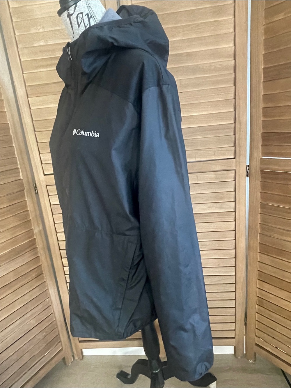 Columbia Black Hooded Rain Jacket Windbreaker Women’s Medium - Picture 3 of 8